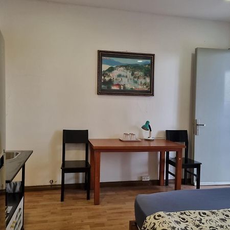 Best Price Ho Guom Apartments For Long Stay Hanoi Eksteriør bilde